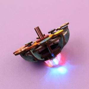 [아이디네289] [아이디몬] 우드 DIY 우주팽이 LED버튼식 조명 초등 과학 만들기 조립 키트